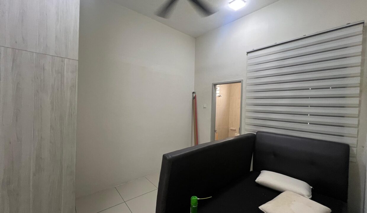 ejen hartanah nilai-10