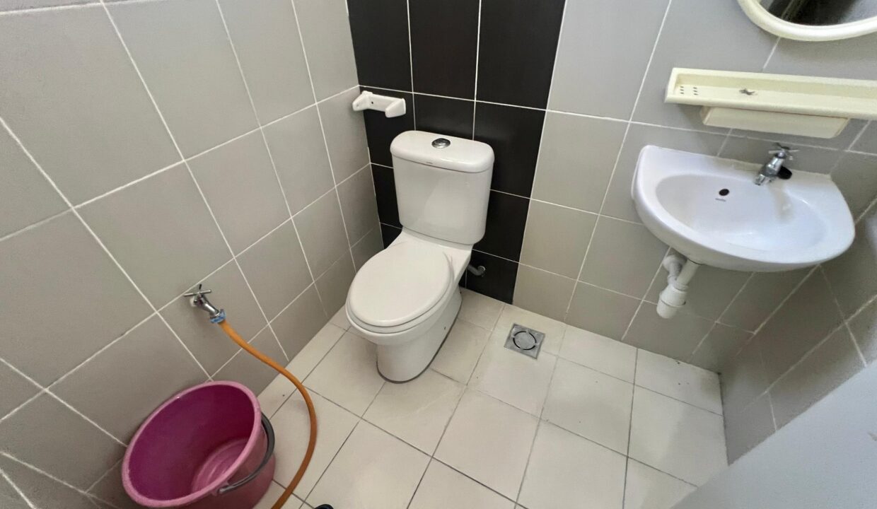 ejen hartanah nilai-12